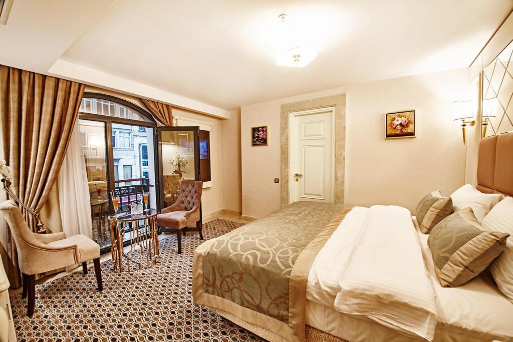 Deluxe Double or Twin Room Balcony